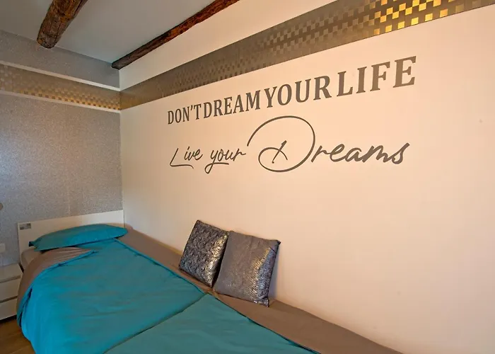 Caissa - An Old Country Lady In A New Modern Dress Daire *